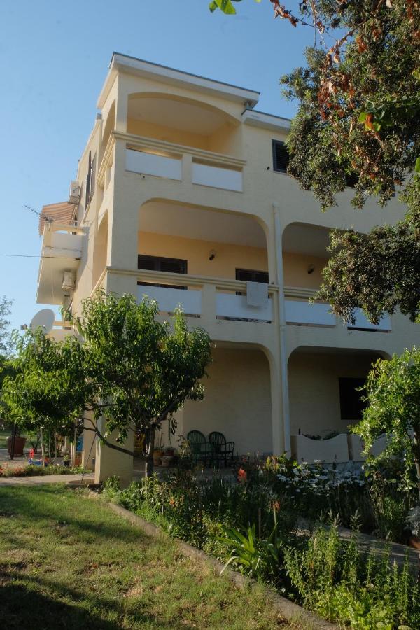 Apartmani Bosiljka Hoek van Holland Ngoại thất bức ảnh