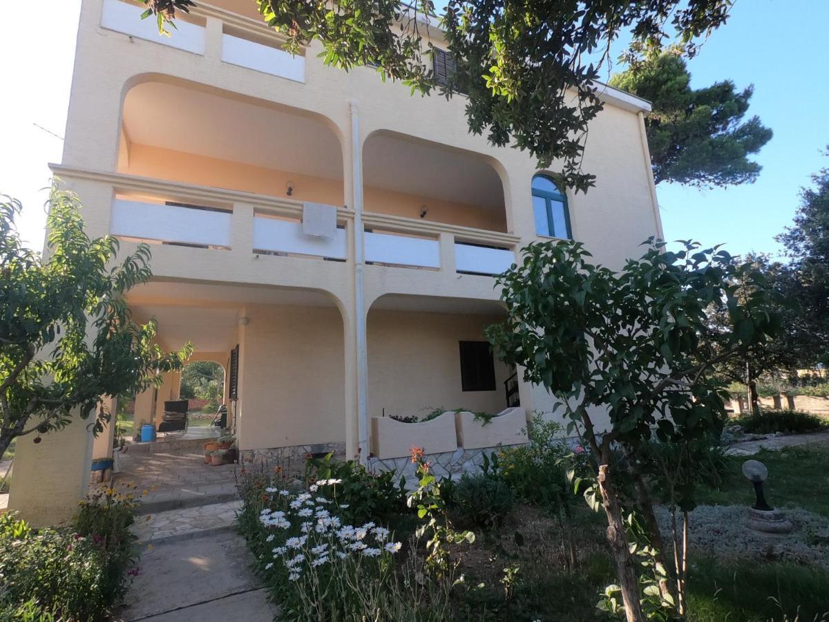 Apartmani Bosiljka Hoek van Holland Ngoại thất bức ảnh